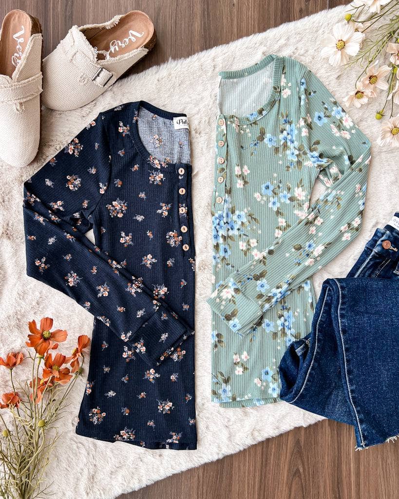 Dreaming Of Henleys Outfit