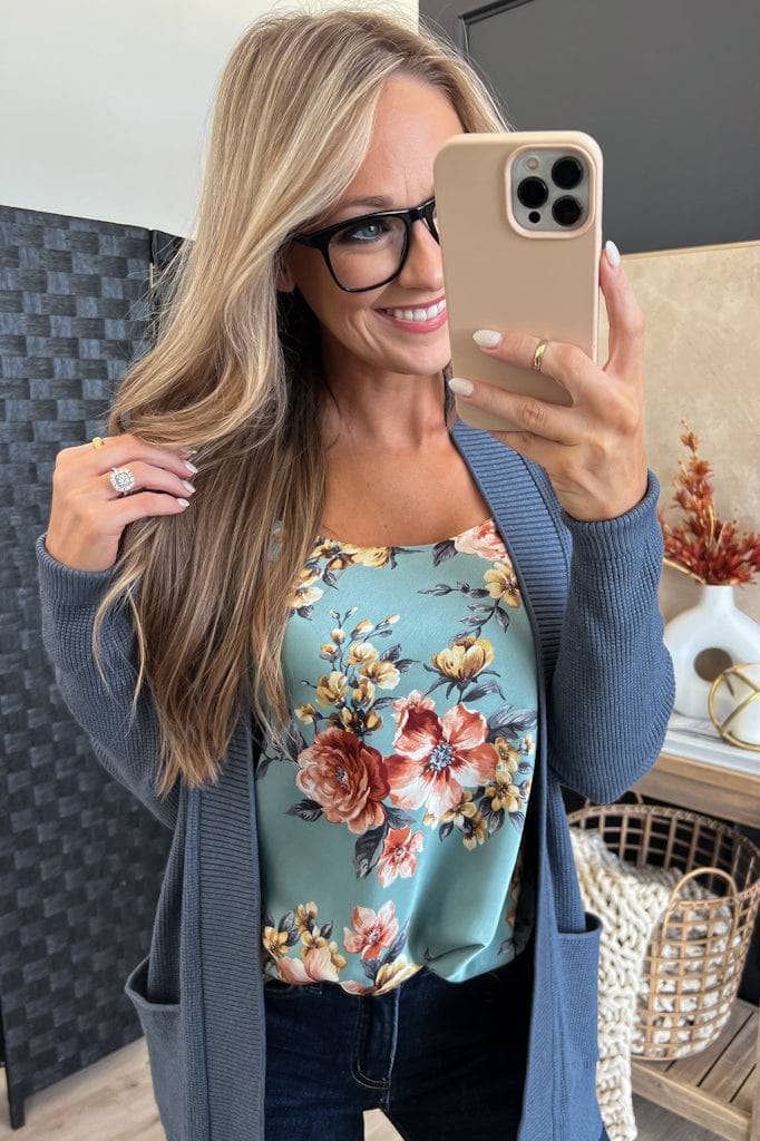 A Joyful Day Outfit
