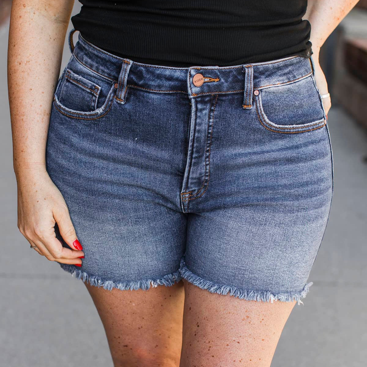 Risen Denim Shorts- Lexley Wash – The Pulse Boutique