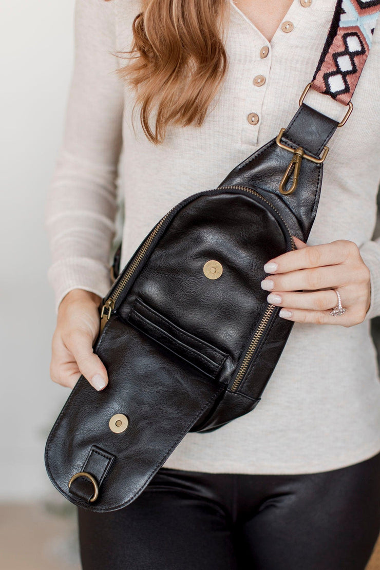 On-the-Go Large Sling Bag, Black