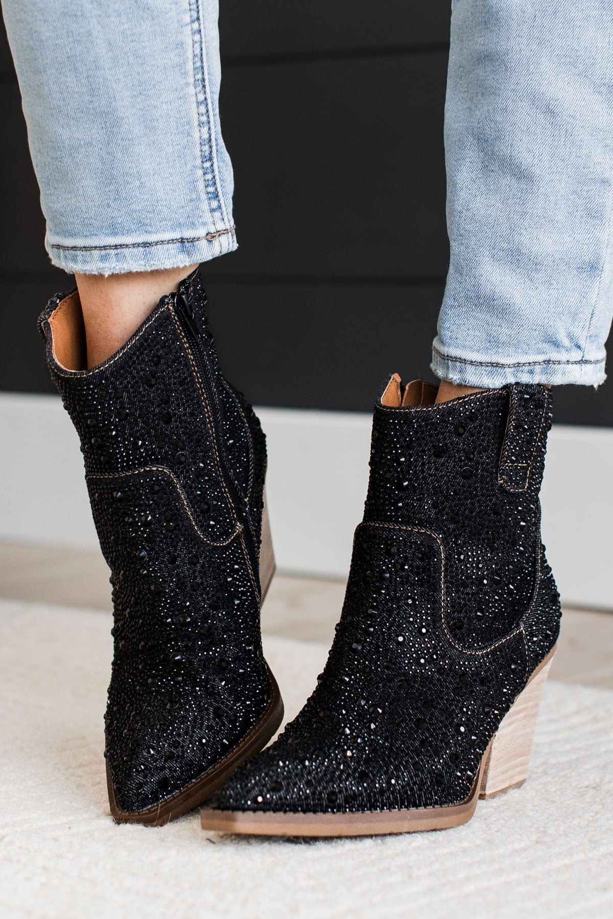 Very G Kady Denim Boots- Black – The Pulse Boutique