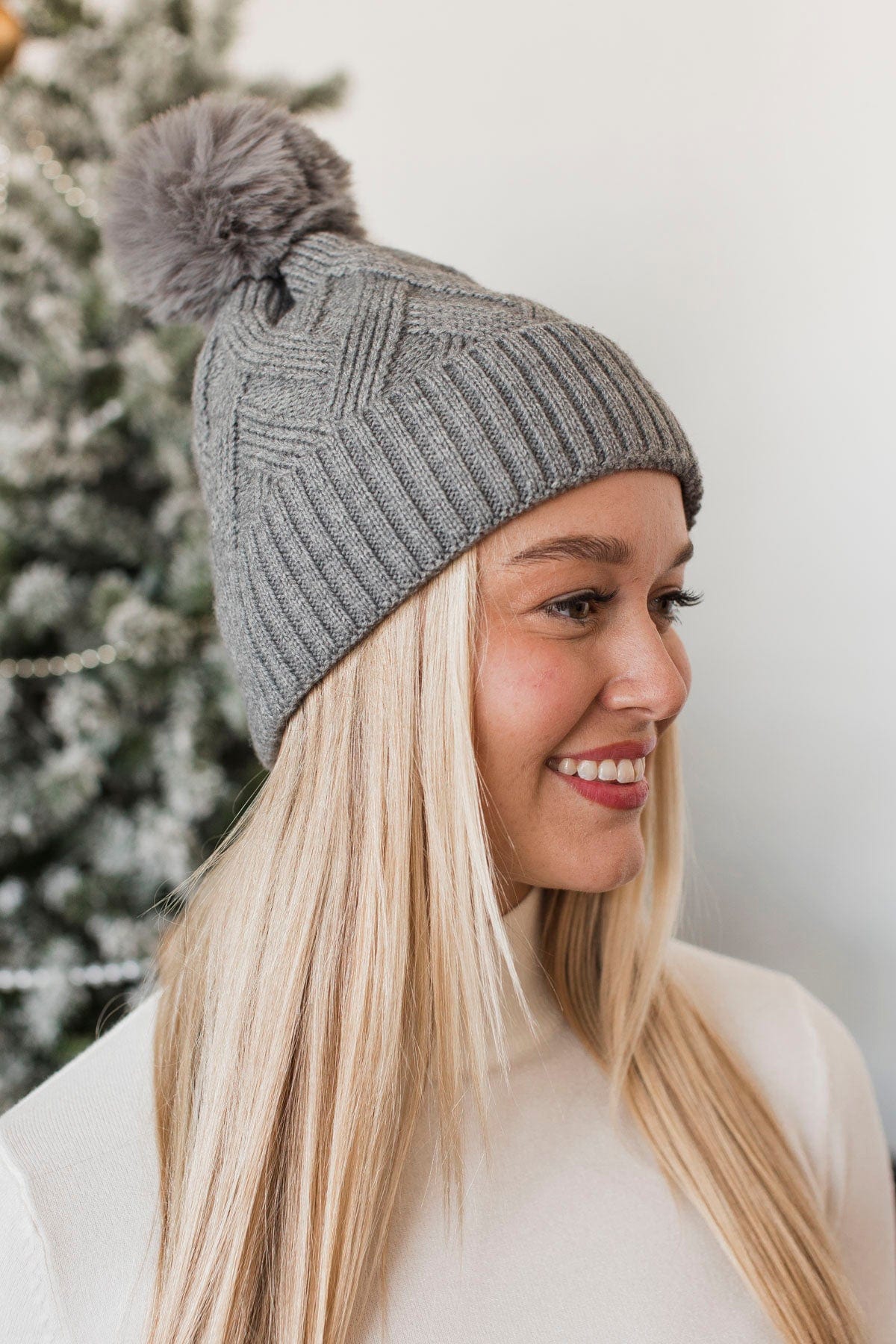 Warm Bright Knit Pom Beanie- Grey