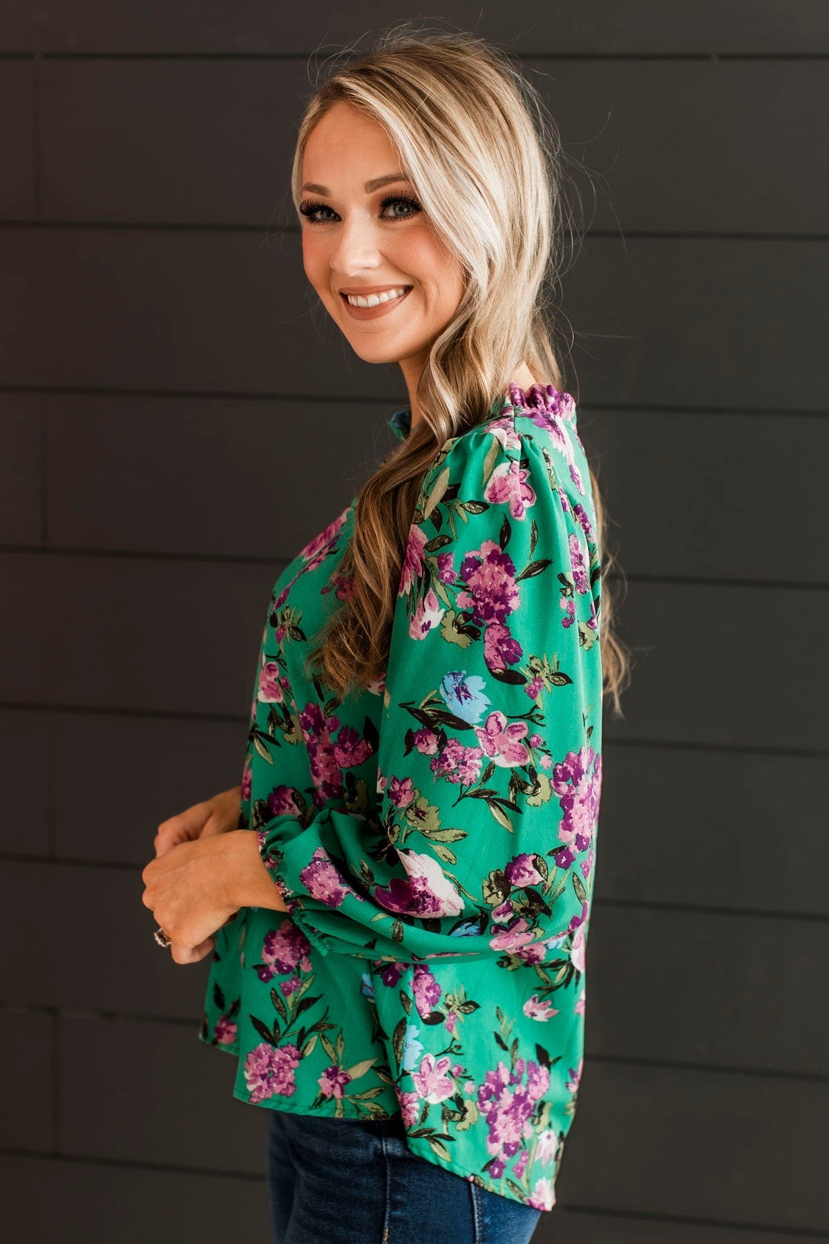 In Your Graces Floral Blouse- Kelly Green – The Pulse Boutique