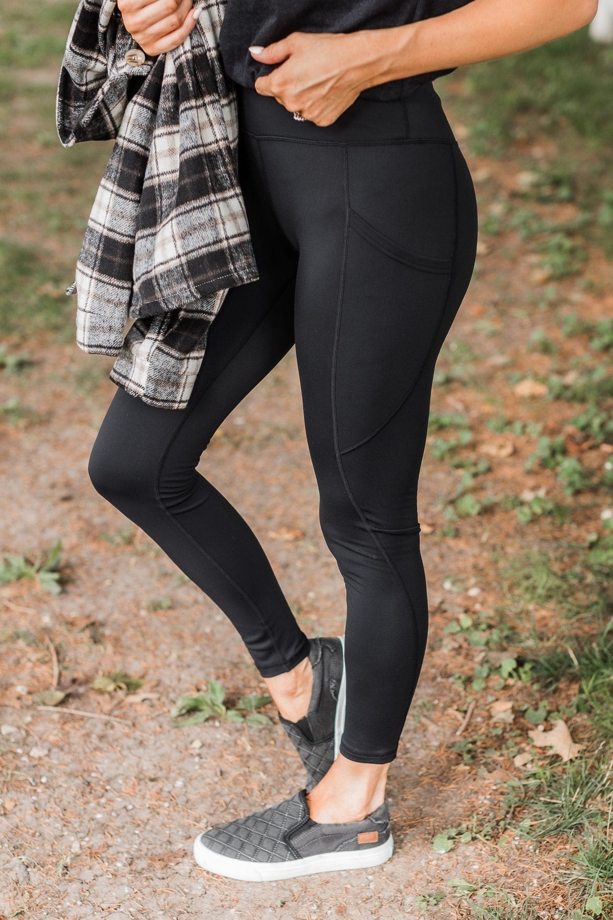 Nature Walks Athleisure Leggings- Black – The Pulse Boutique