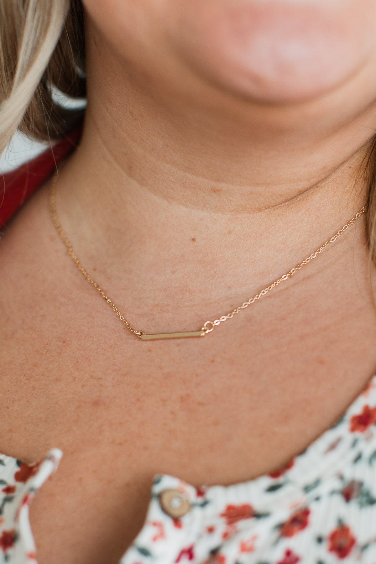 Endless Delight Bar Pendant Necklace- Gold