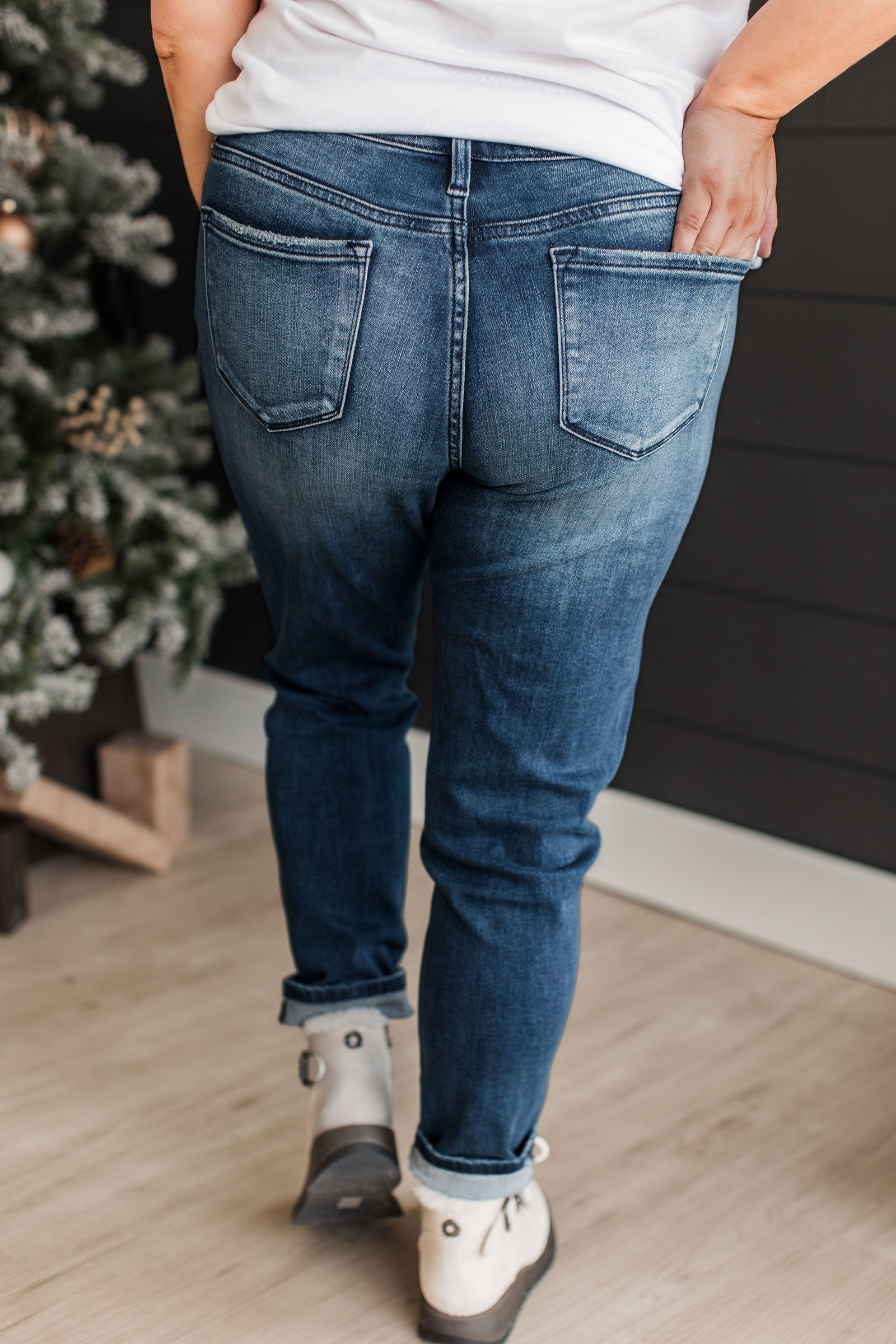 KanCan Mid-Rise Ankle Skinny Jeans- Estelle Wash