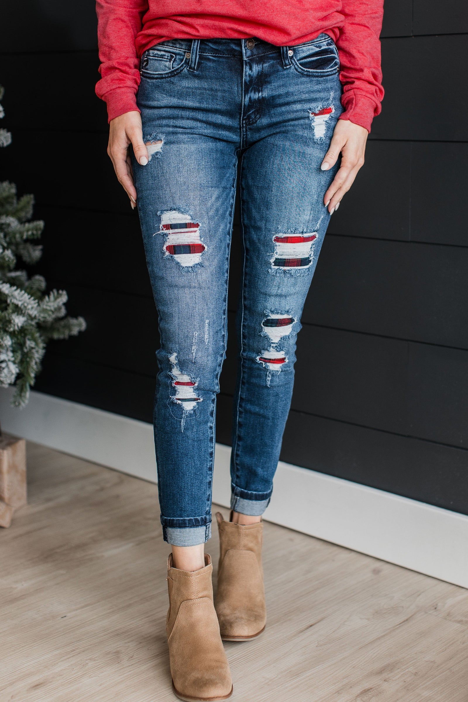 KanCan Mid-Rise Ankle Skinny Jeans- Estelle Wash
