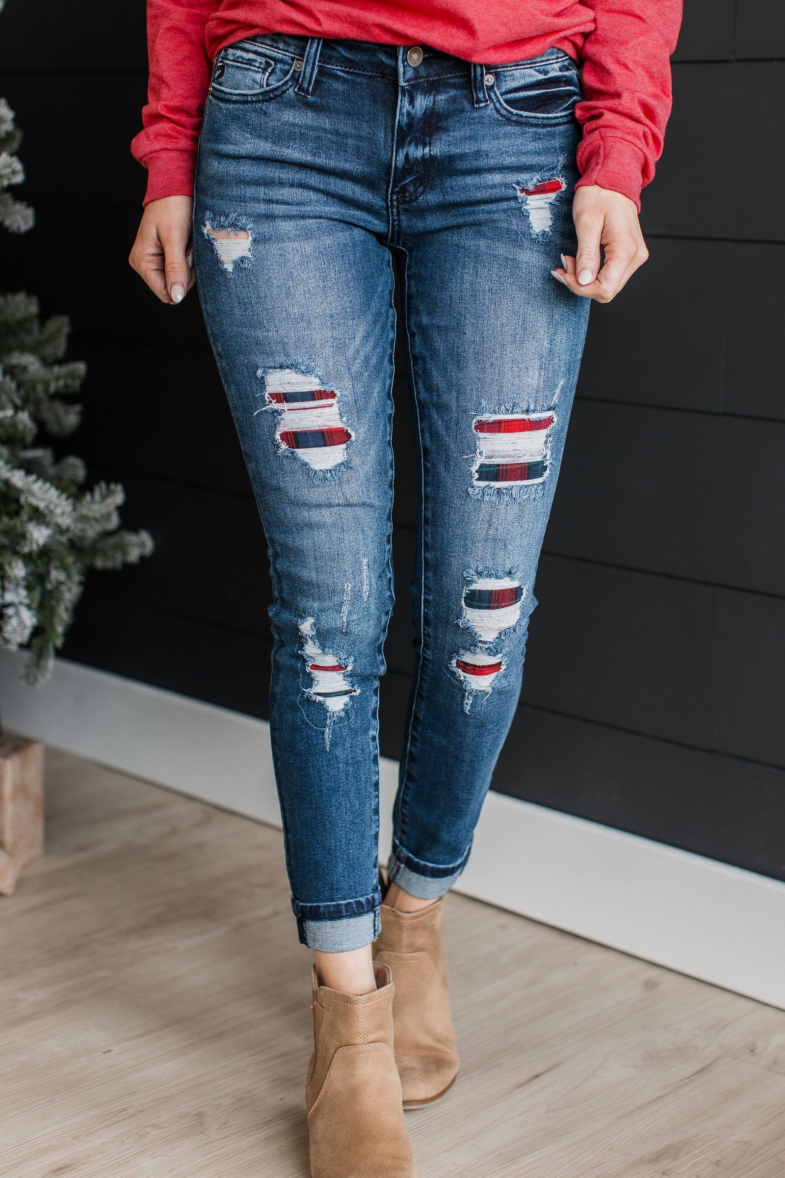 KanCan Mid-Rise Ankle Skinny Jeans- Estelle Wash