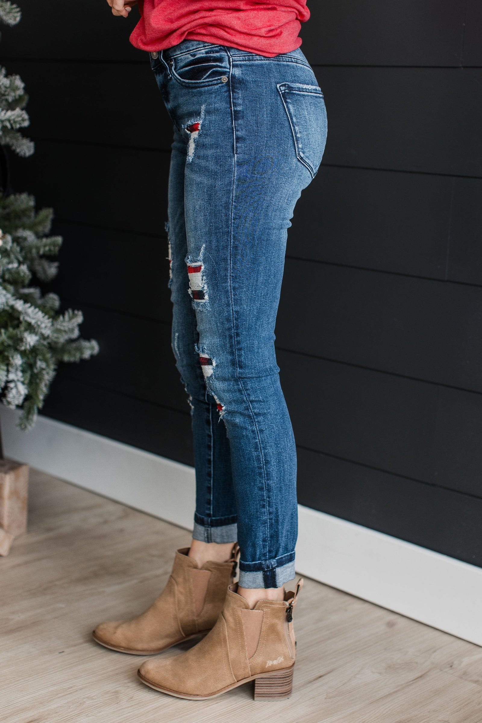 KanCan Mid-Rise Ankle Skinny Jeans- Estelle Wash