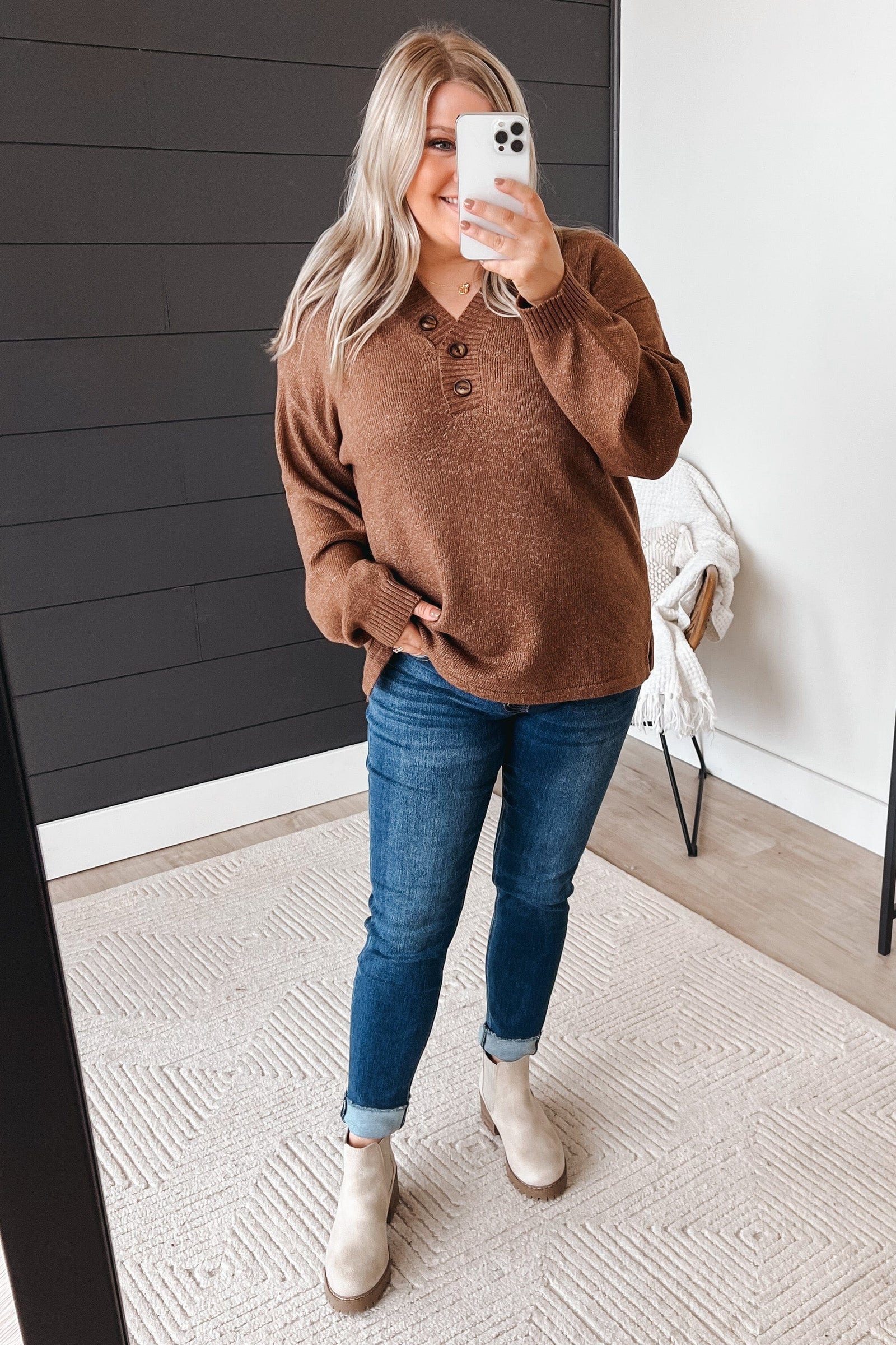 Providing Comfort Outfit