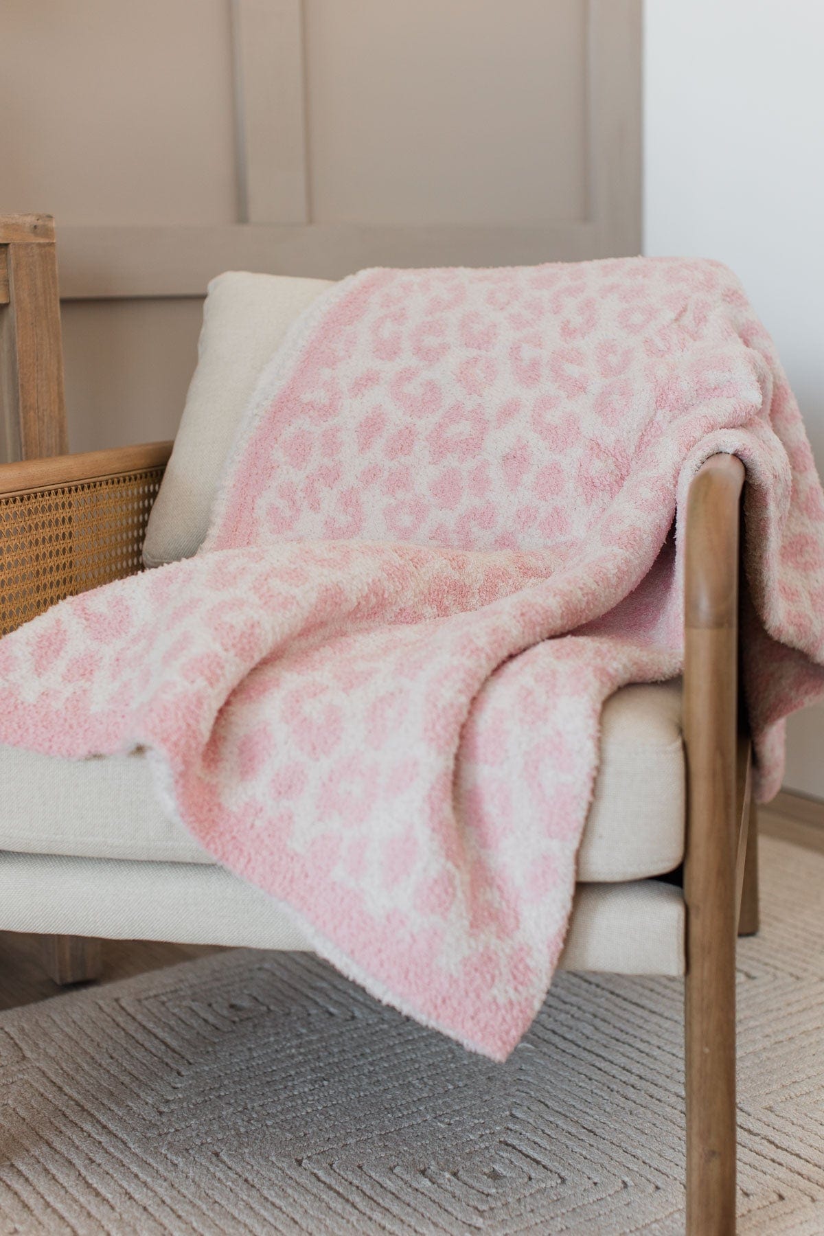 Pink Leopard Plush Knit Blanket The Pulse Boutique