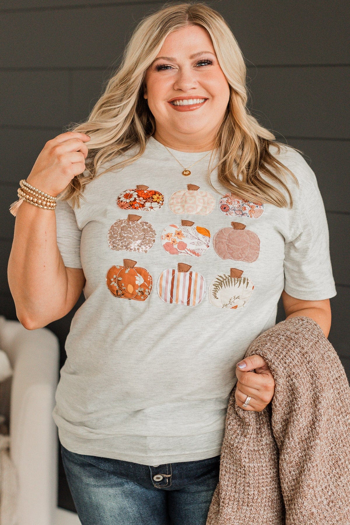 Pretty Pumpkins Graphic Tee- Light Heather Grey