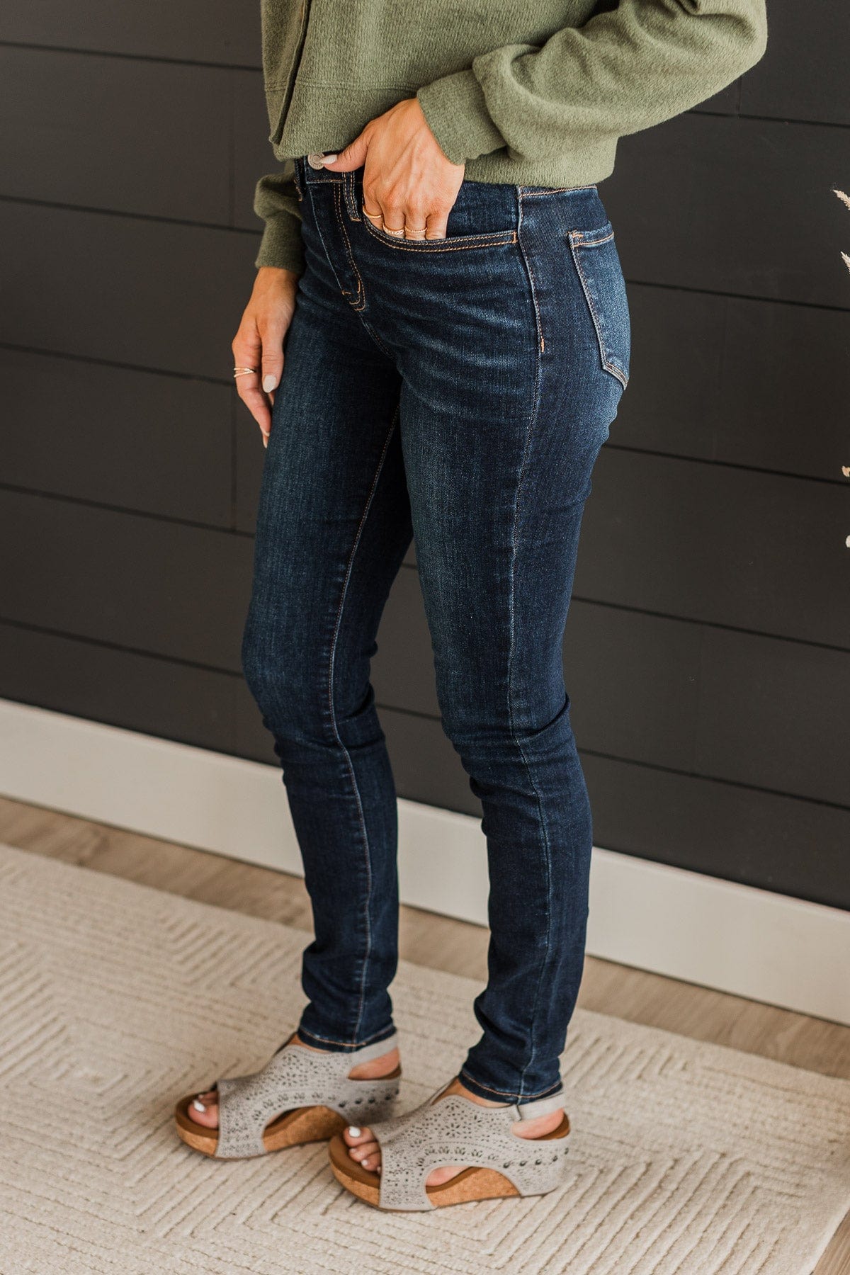 Vervet Skinny Jeans- Destiny Wash