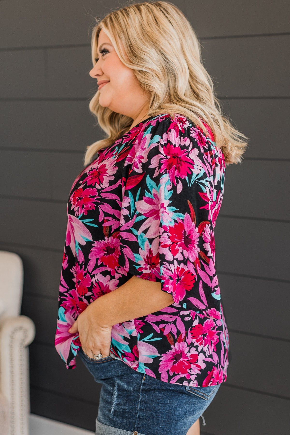 Unlimited Passion Floral Knit Top- Black & Fuchsia