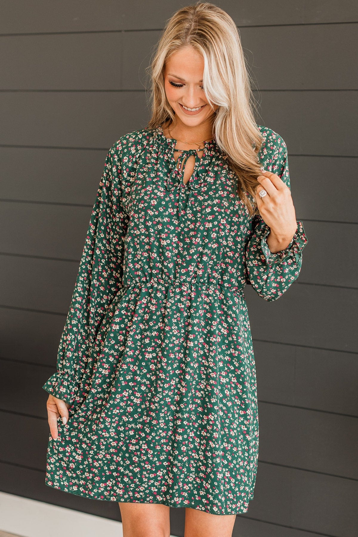 Wonderful Weekend Floral Dress- Hunter Green Wonderful Weekend Floral Dress- Hunter Green