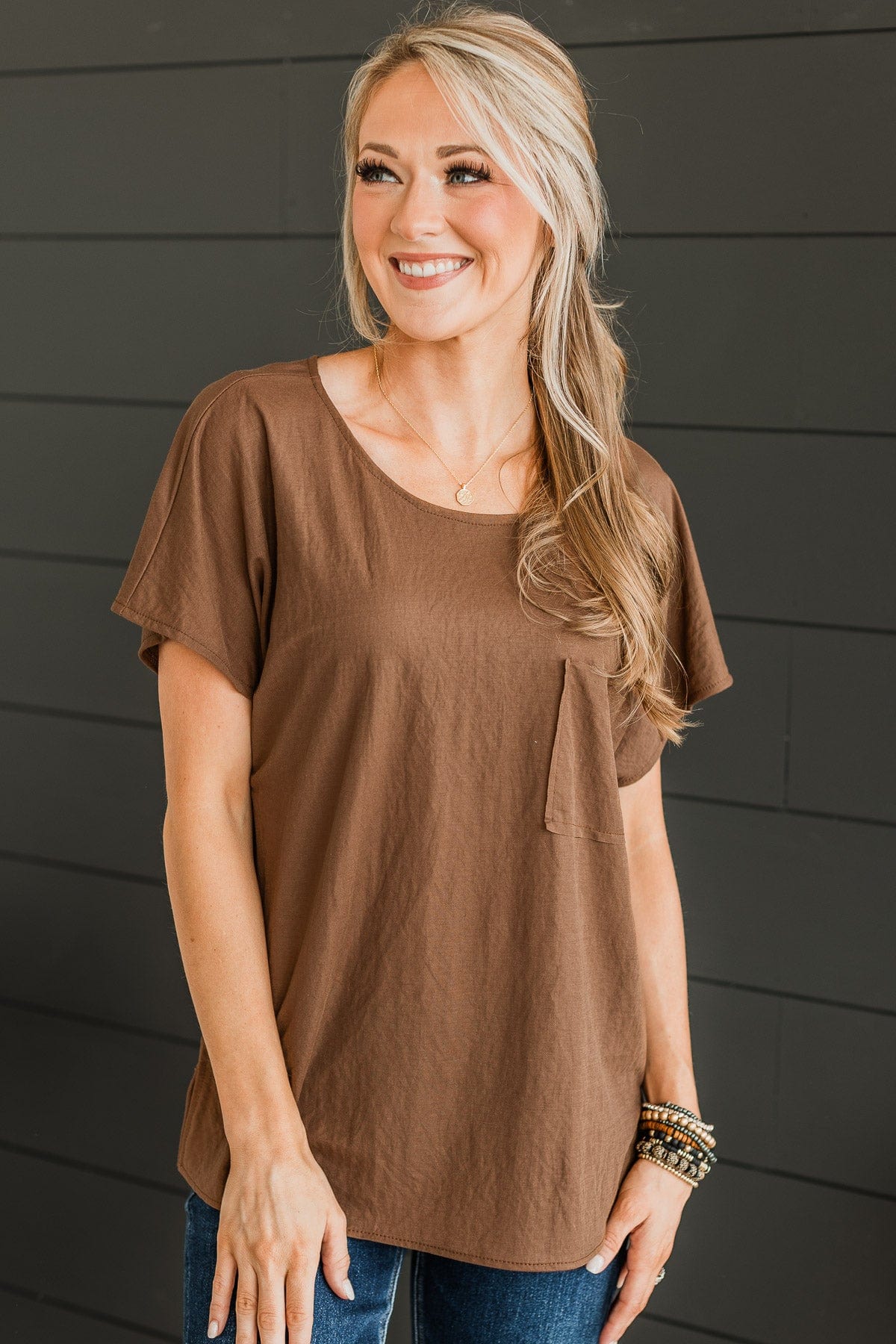 Effortless Appearance Pocket Top- Brown