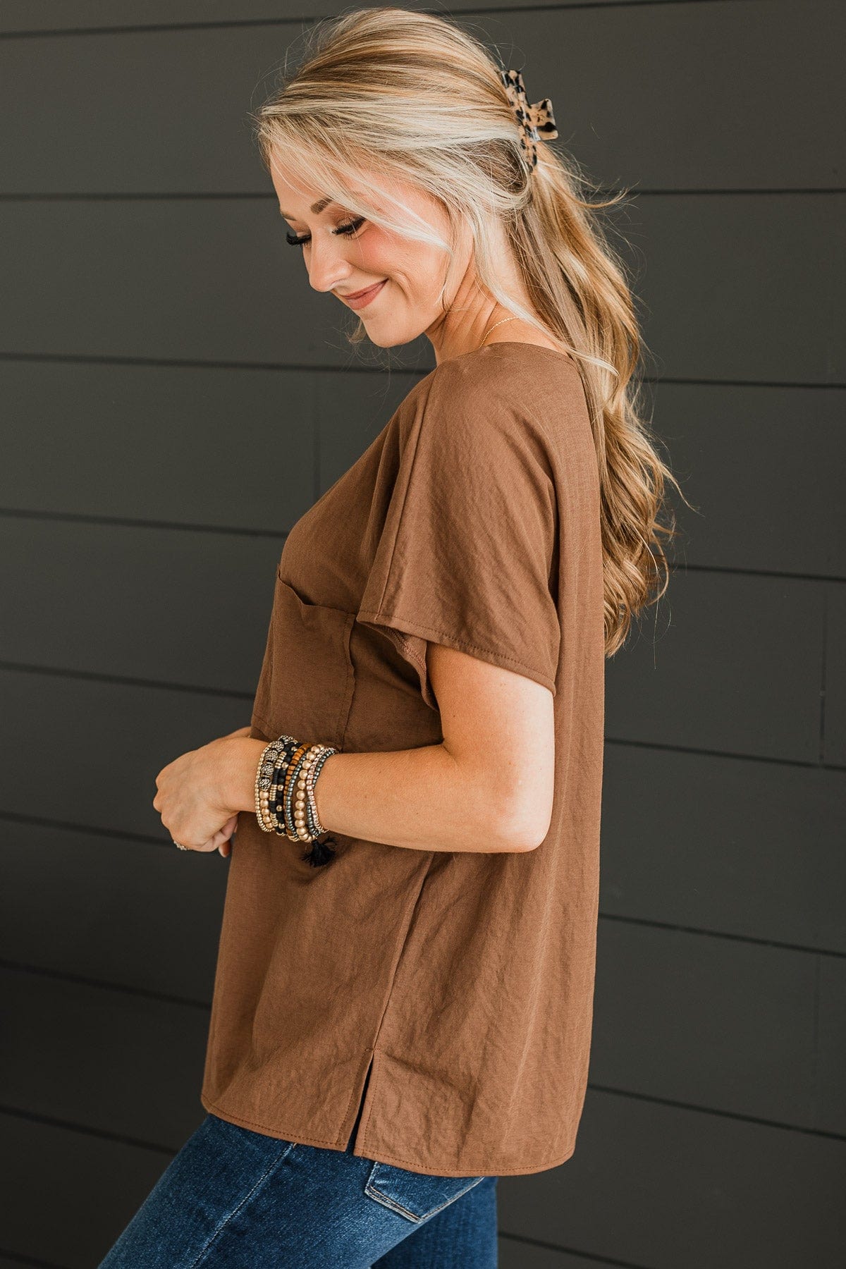 Effortless Appearance Pocket Top- Brown