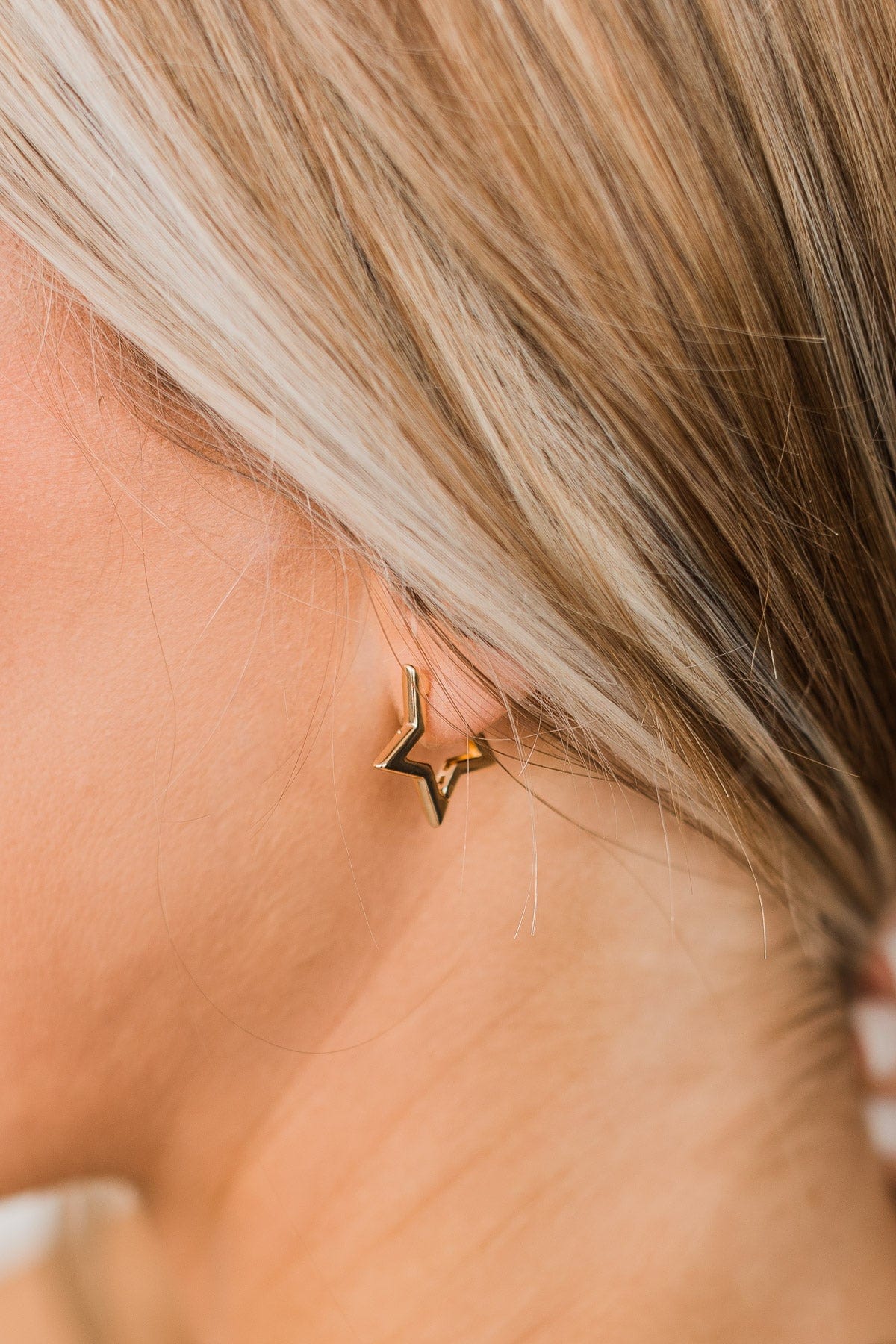 Shifting Constellations Star Earrings- Gold