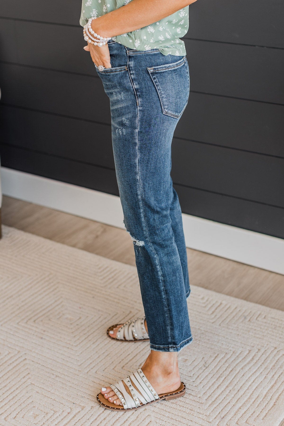 Vervet Straight Leg Jeans- Monroe Wash