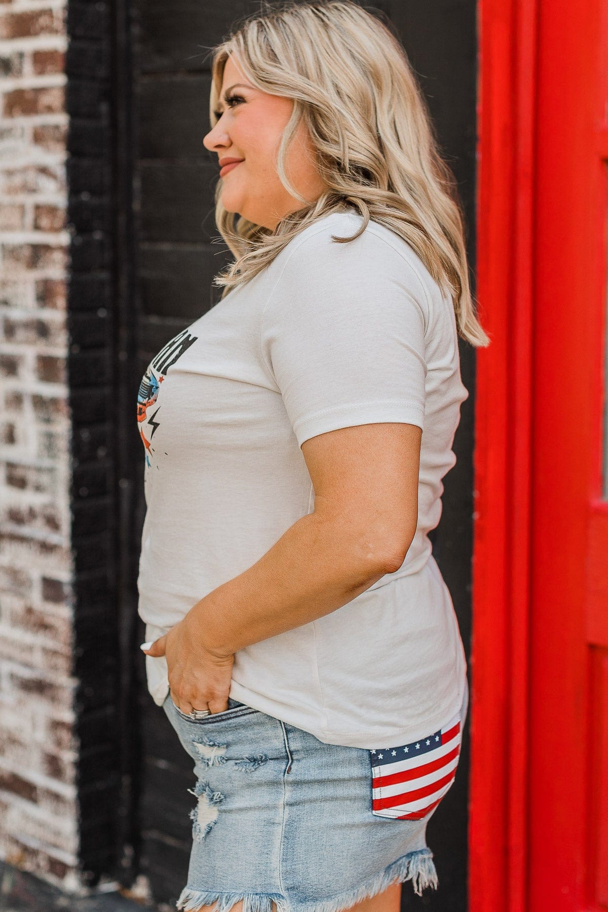 "American Honey" Graphic Tee- Ivory