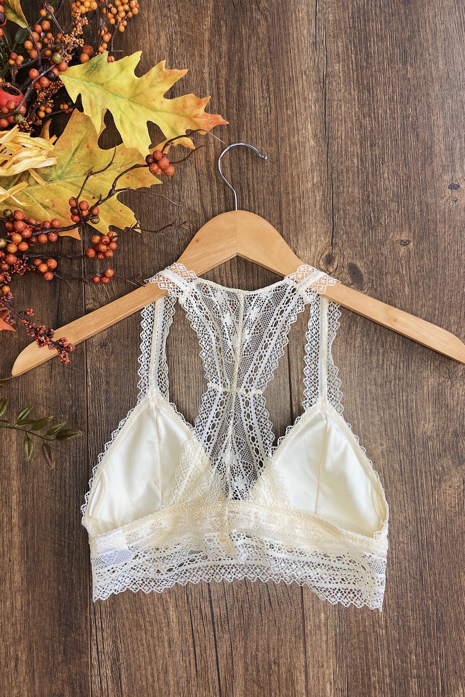 Lace Racer Lace Racerback Bralette- Cream – The Pulse Boutique