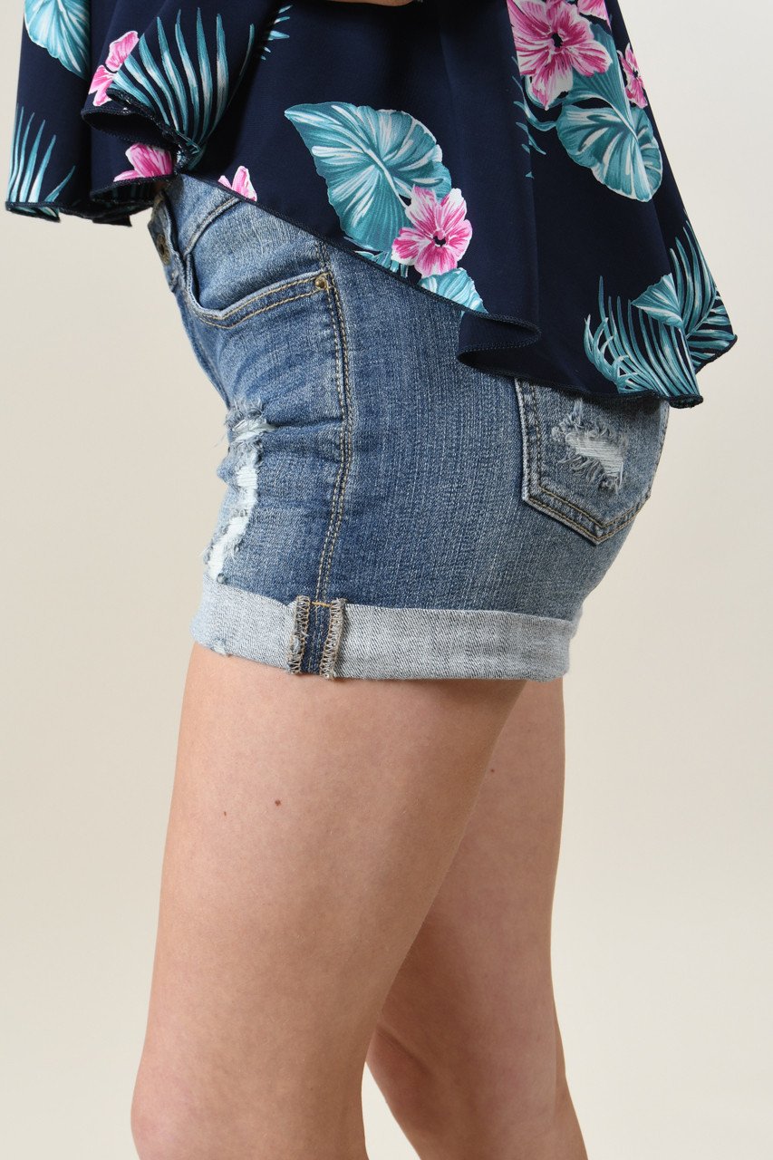 Sneak Peek Distressed Short - Medium Wash
