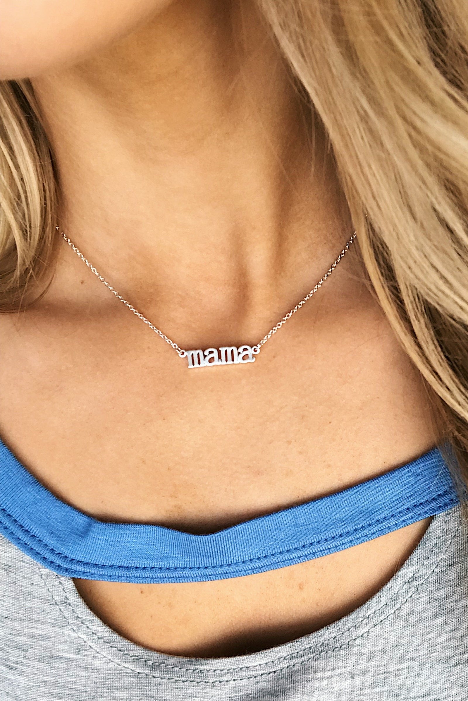 "Mama" Chain Necklace- Silver