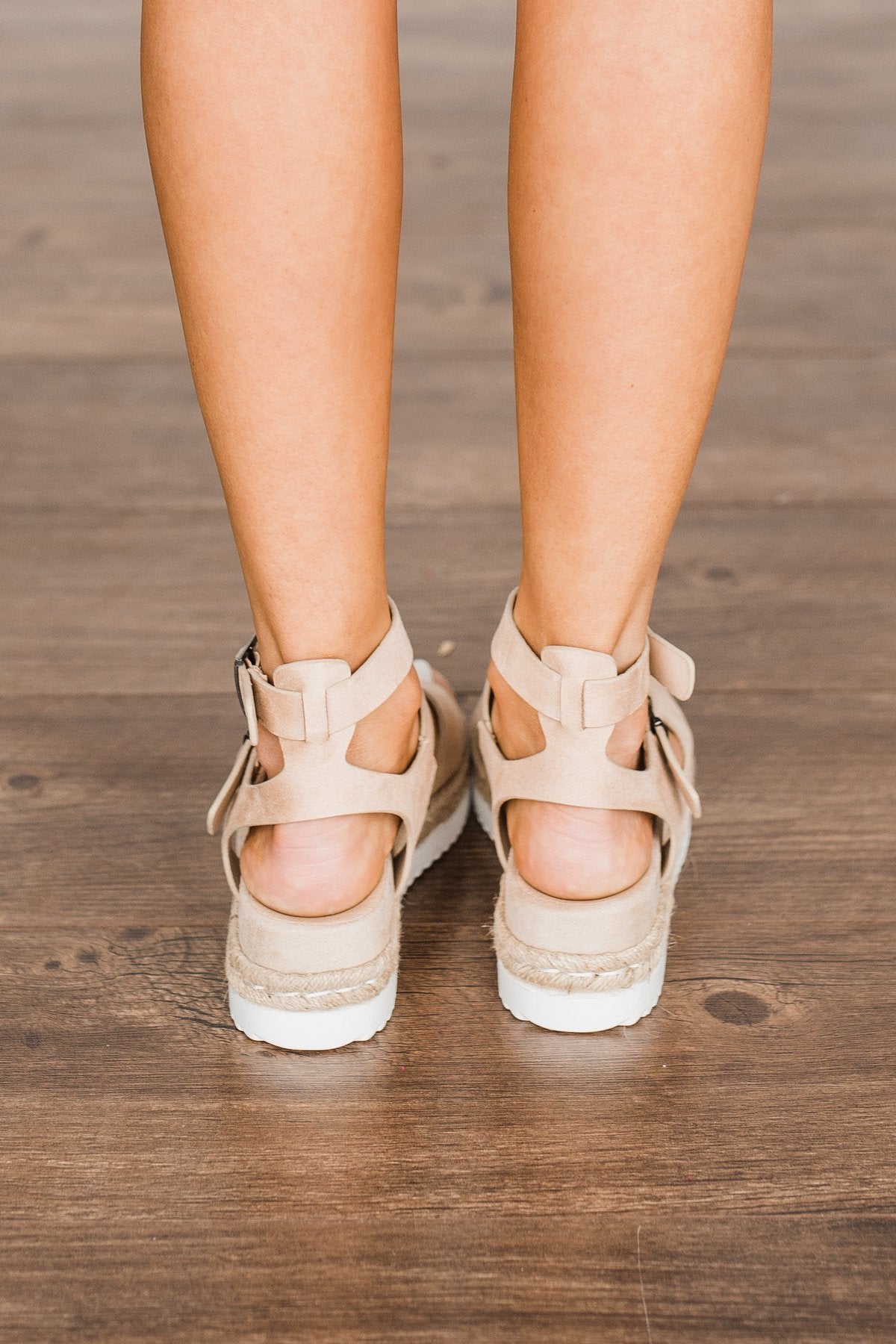 Very G Cassius Platform Sandals- Nude