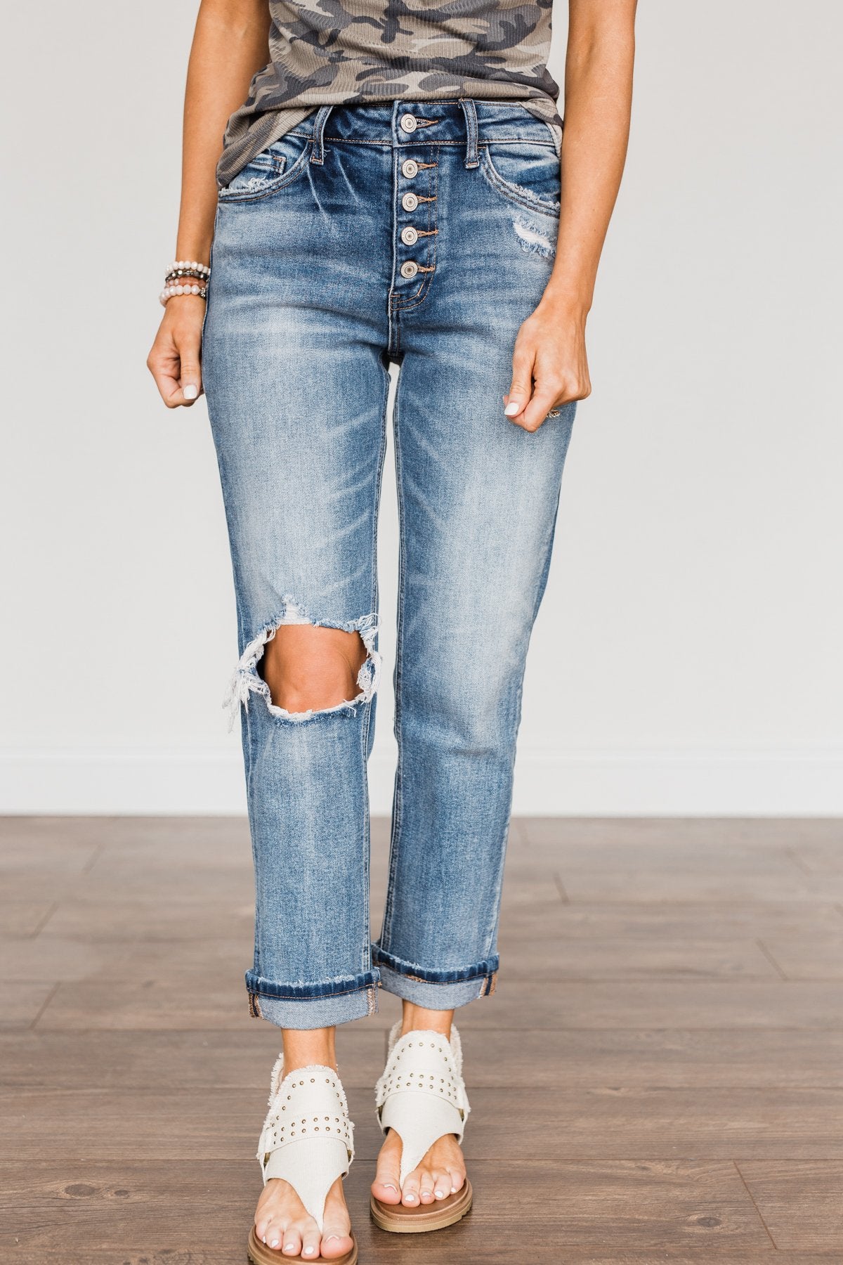 Vervet Distressed Boyfriend Jeans- Rebecca Wash