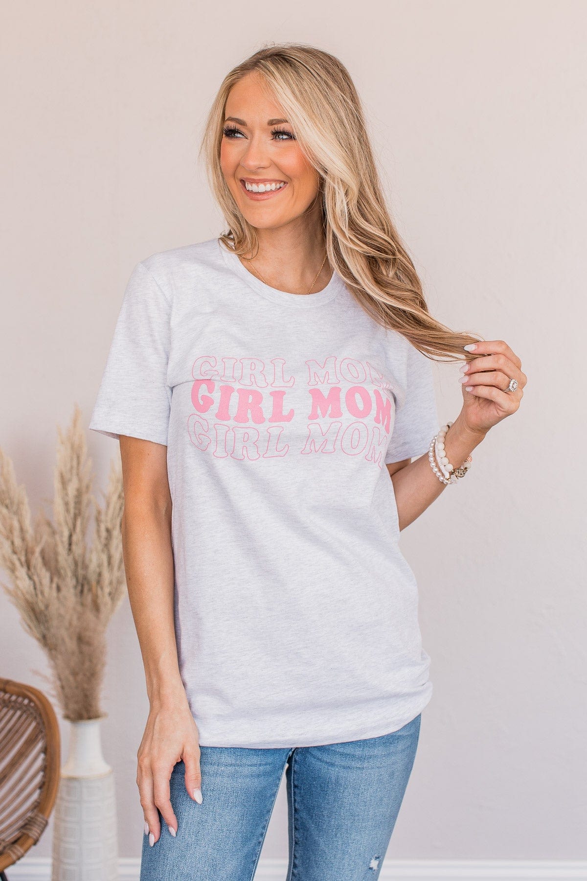 "Girl Mom" Graphic Tee- Gray