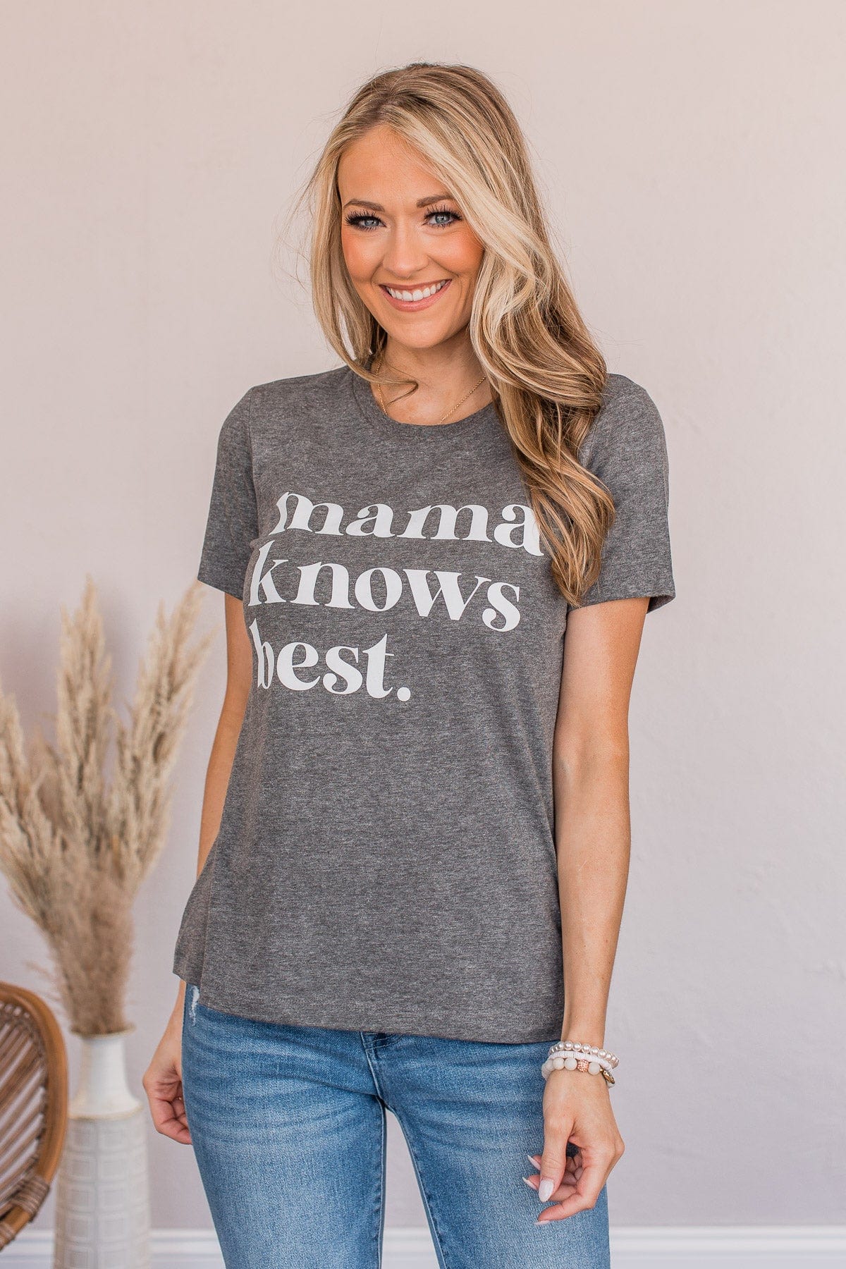 "Mama Knows Best" Graphic Tee- Heather Gray