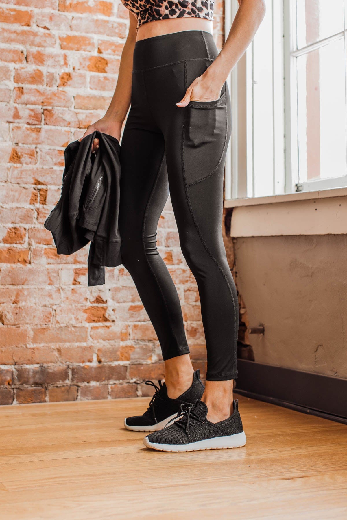 Create My Own Path Athleisure Leggings- Black – The Pulse Boutique