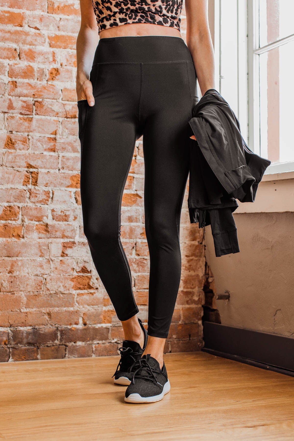 Create My Own Path Athleisure Leggings- Black – The Pulse Boutique