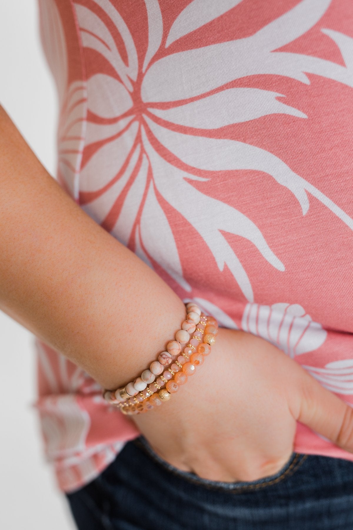 Only Chic Beaded Bracelet Set- Pink & Gold