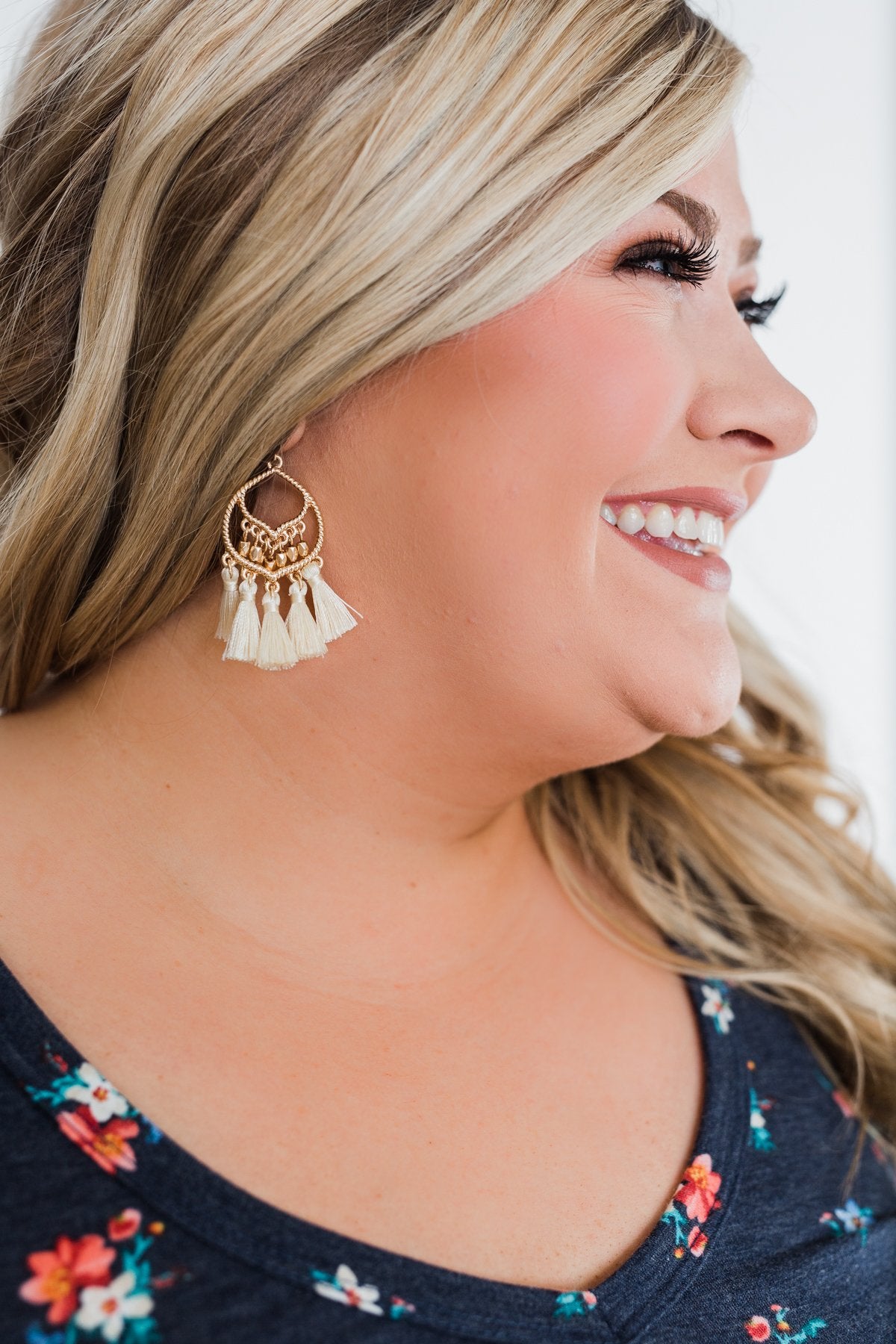 Go-To Tassel Earrings- Cream & Gold