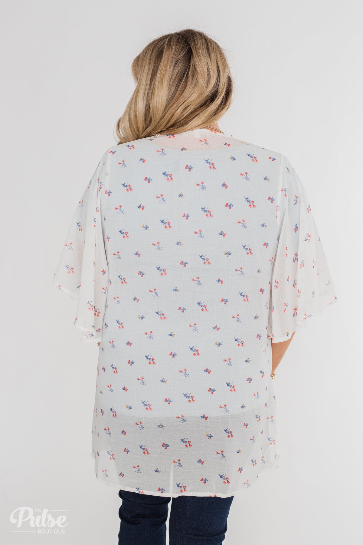 Light Spring Breeze Floral Kimono- Ivory