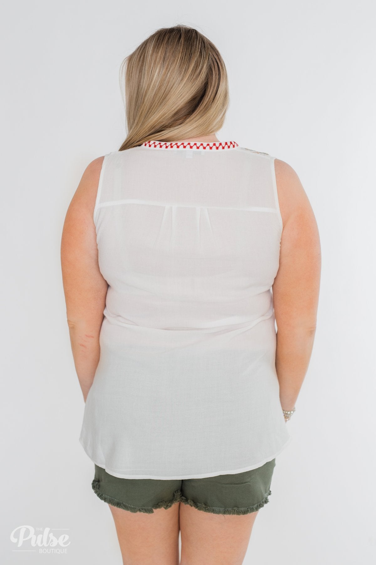 Beauty Remarks Embroider Tank Top- White