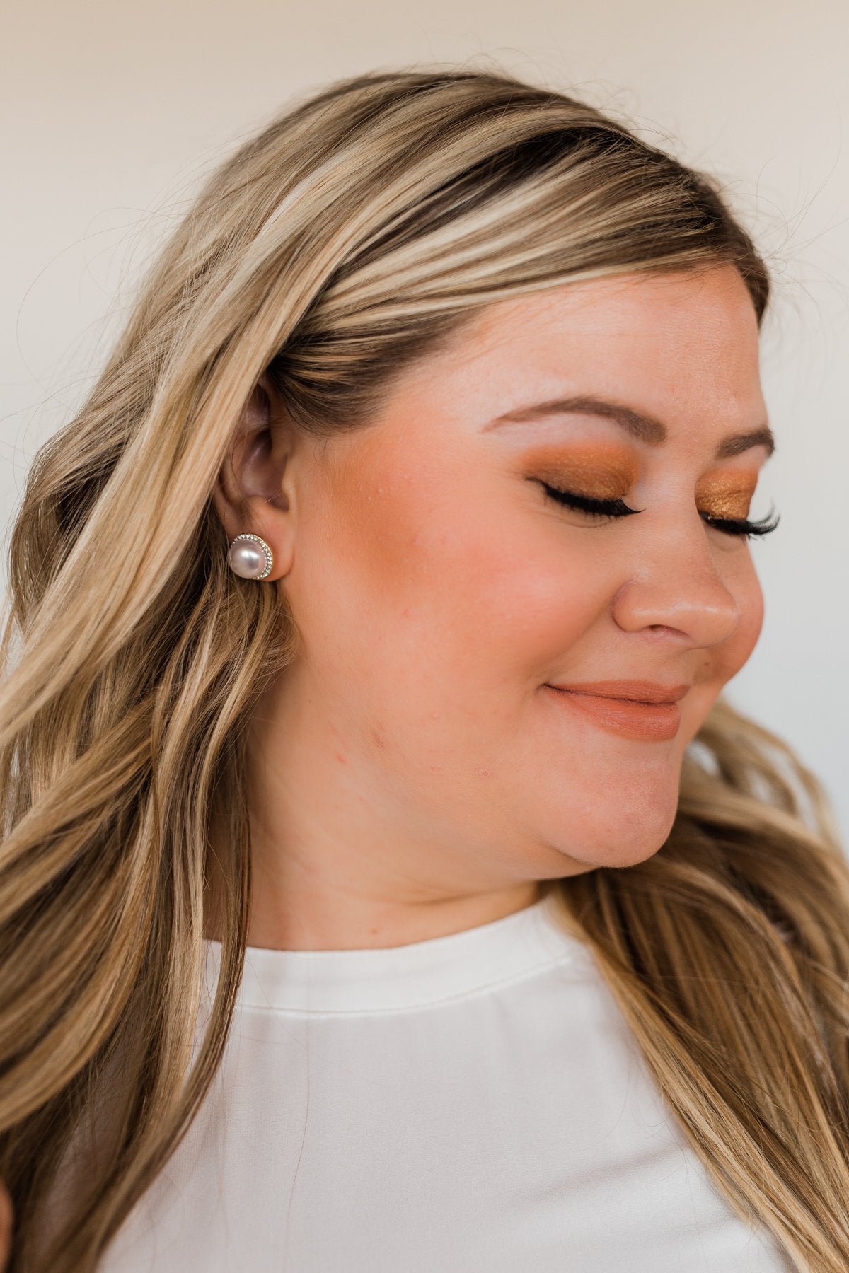 Cute & Classy Pearl Stud Earrings