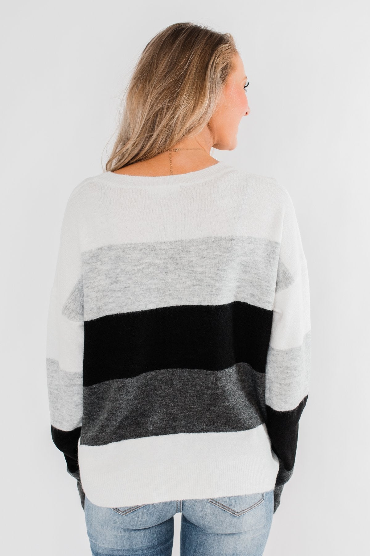 Mountain Getaway Color Block Sweater- Onyx Tones