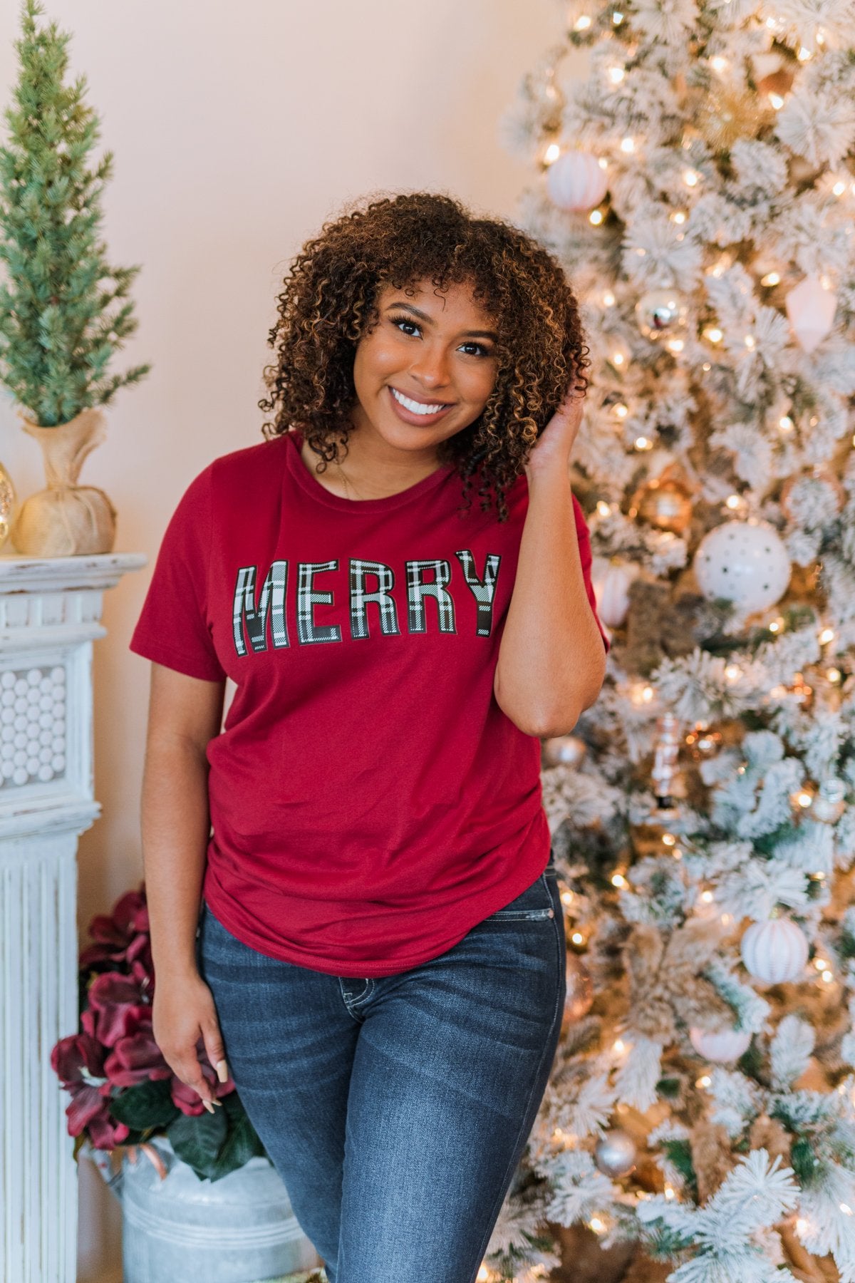 "Merry" Plaid Print Graphic Tee- Maroon