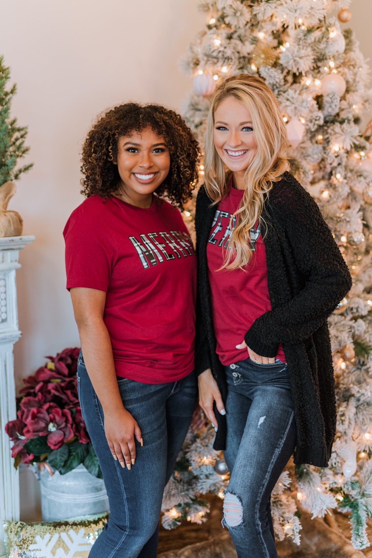 "Merry" Plaid Print Graphic Tee- Maroon