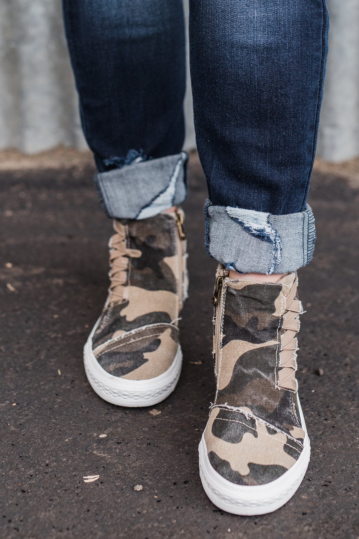Blowfish koala sneaker cheap