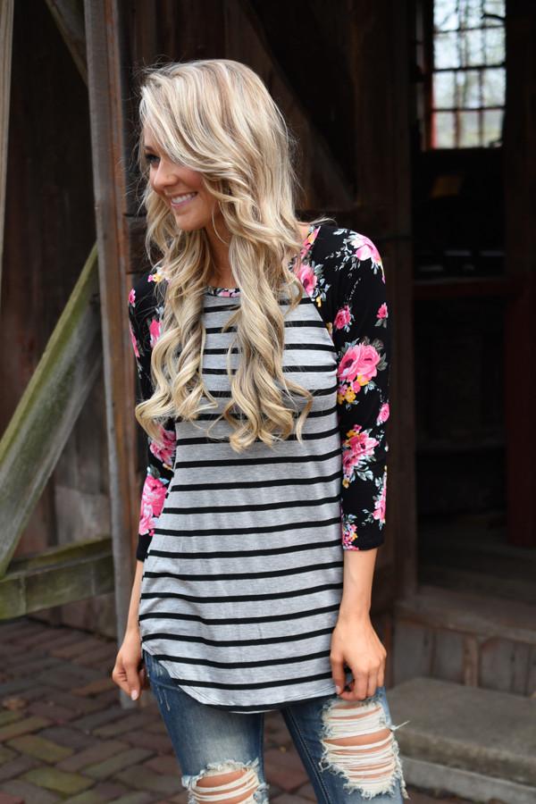 Crowd Pleaser Floral Top ~ Grey