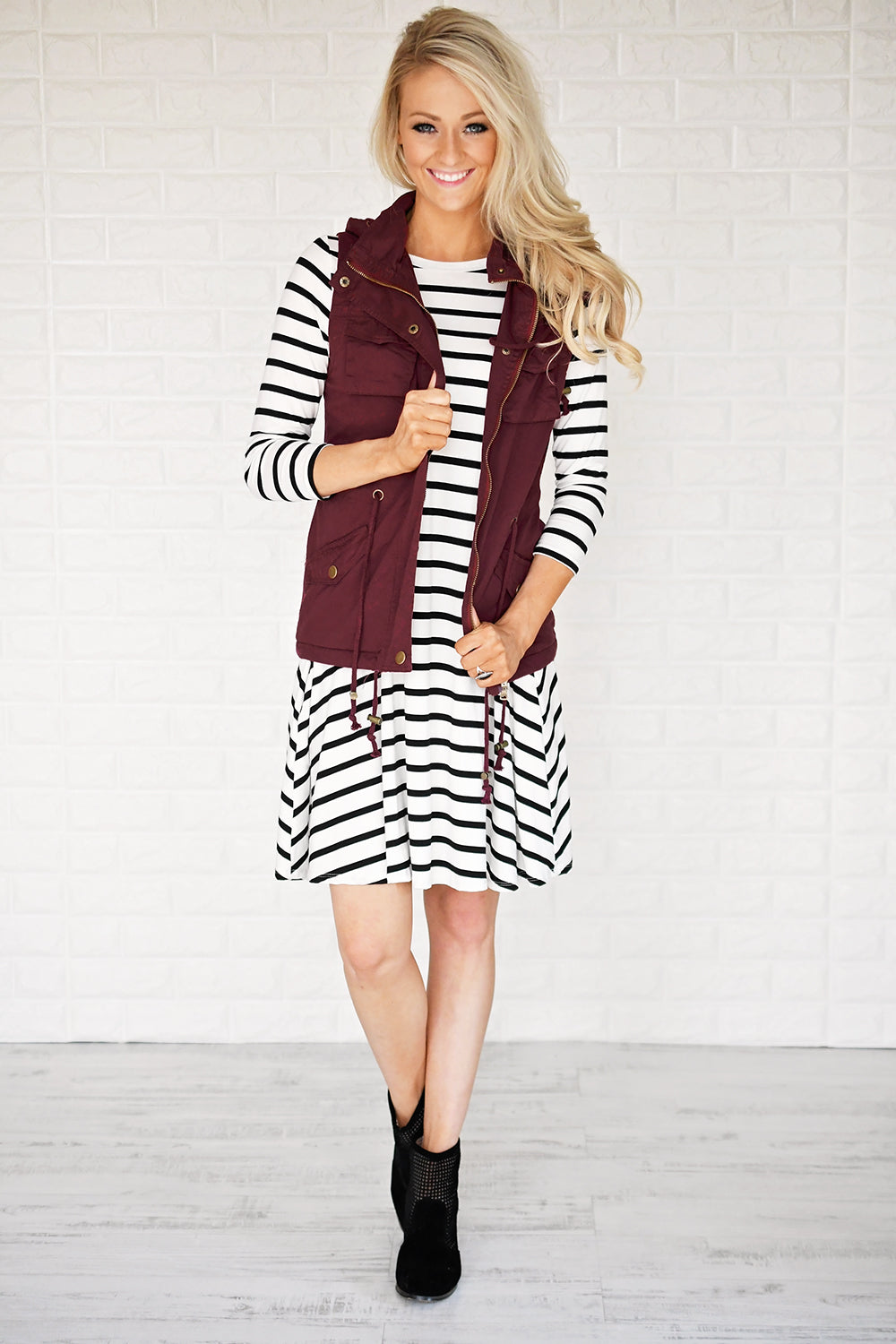 Essential Fall Vest - Burgundy