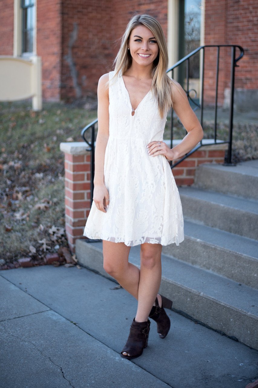 The Good Side Dress ~ Cream