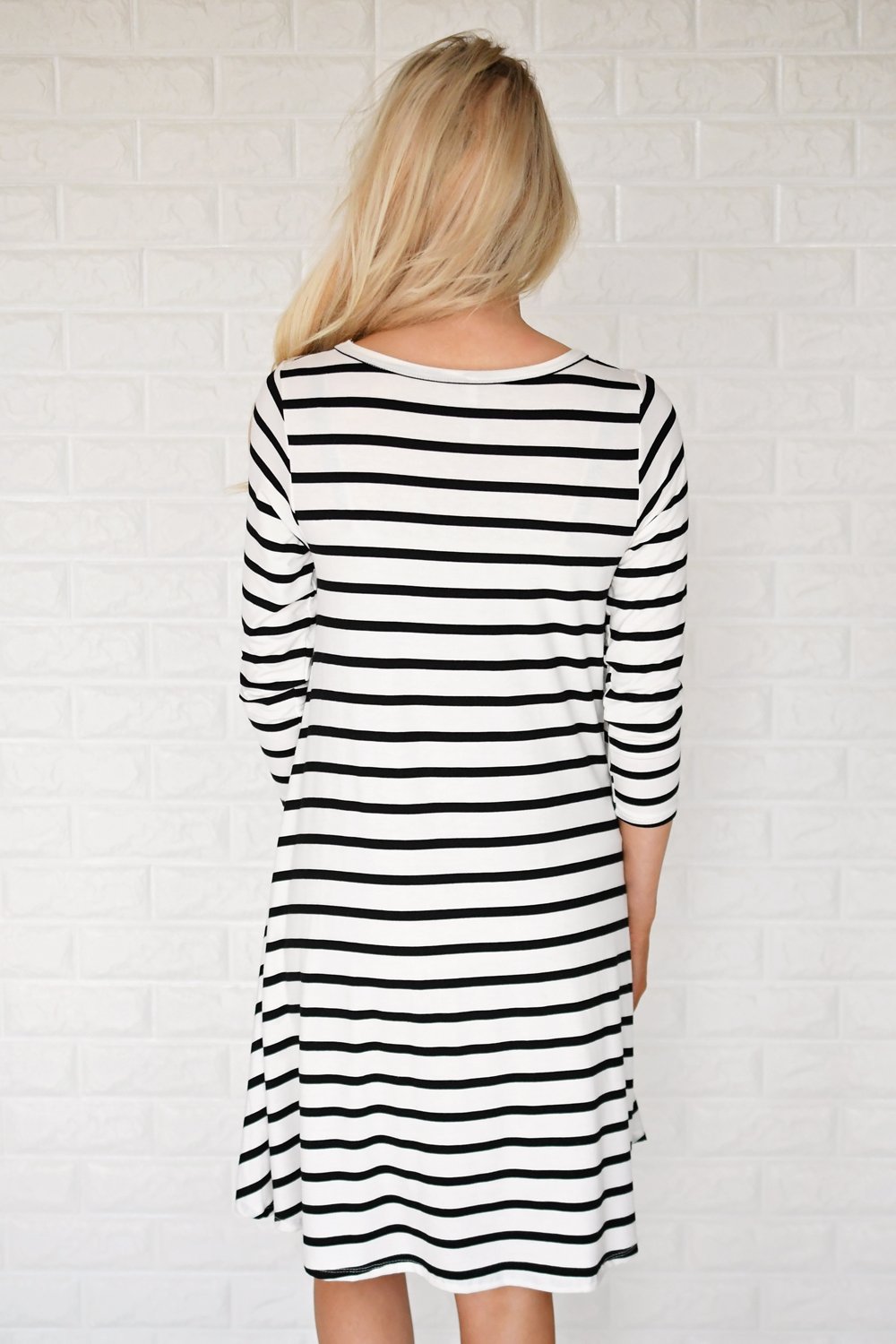 Black & White Striped Dress – The Pulse Boutique