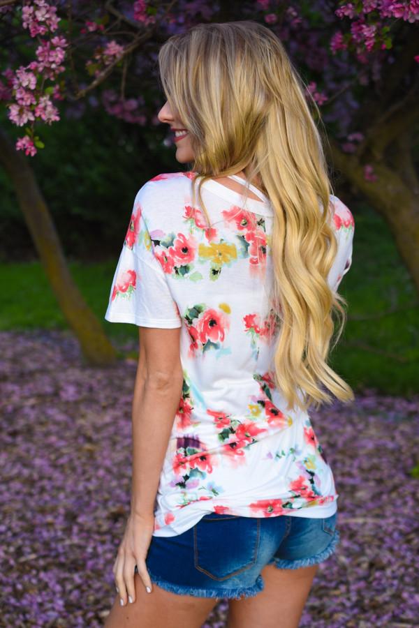 Go To Floral V-Neck