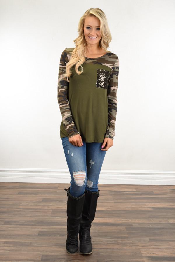 Camo Sparkle Pocket Top ~ Olive
