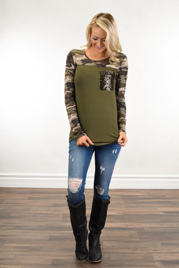 Camo Sparkle Pocket Top ~ Olive