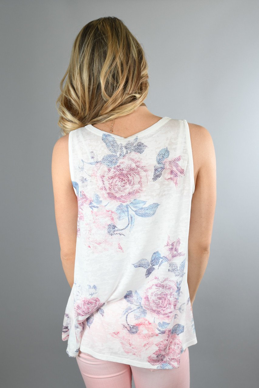 Catch Me Smiling Floral Tank